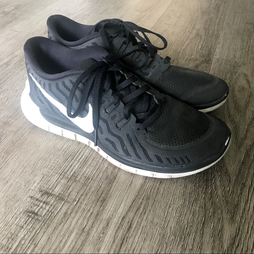 Black Nike Free 5.0
